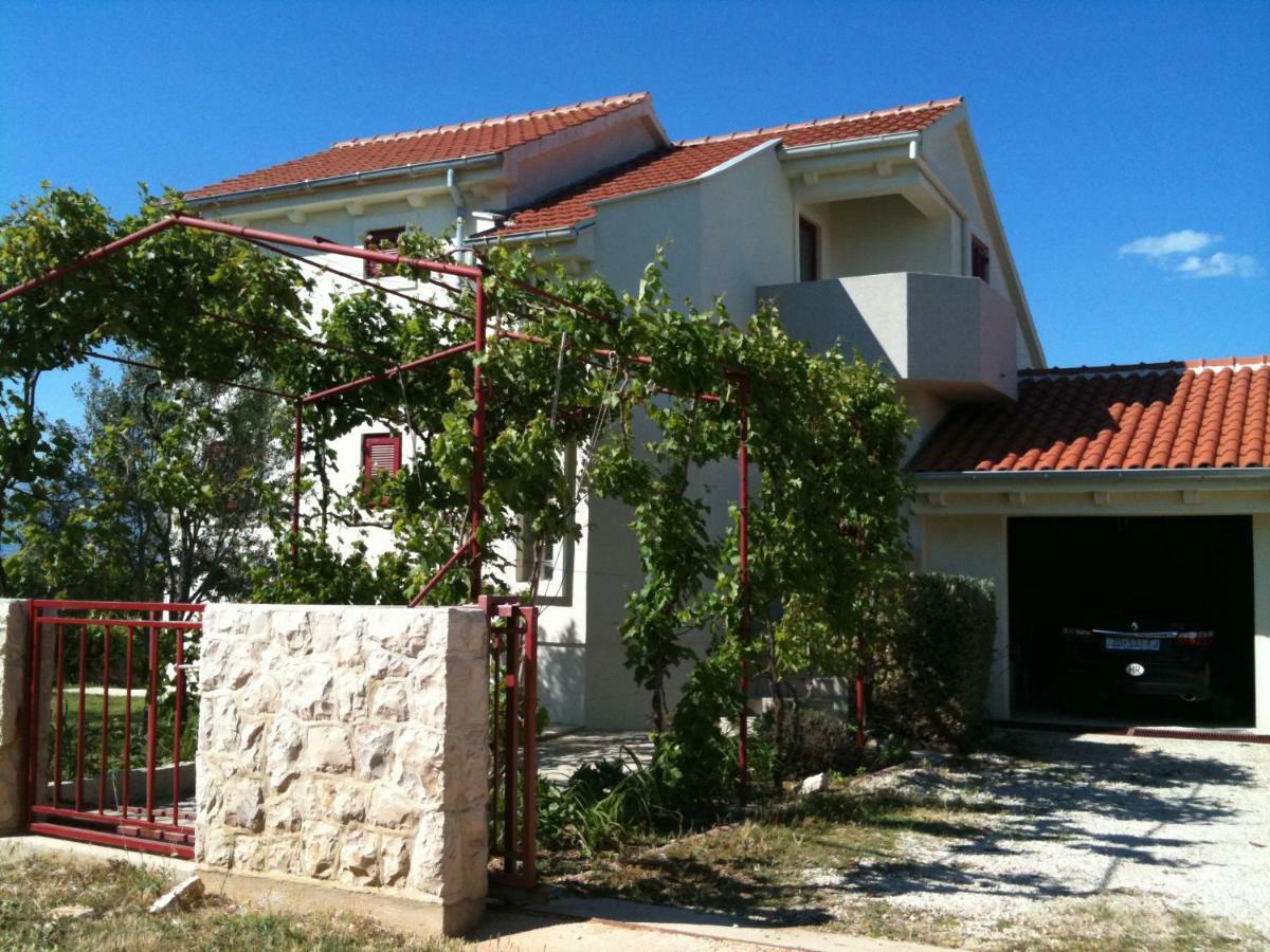 Apartments Villa Aurora Ražanac Εξωτερικό φωτογραφία