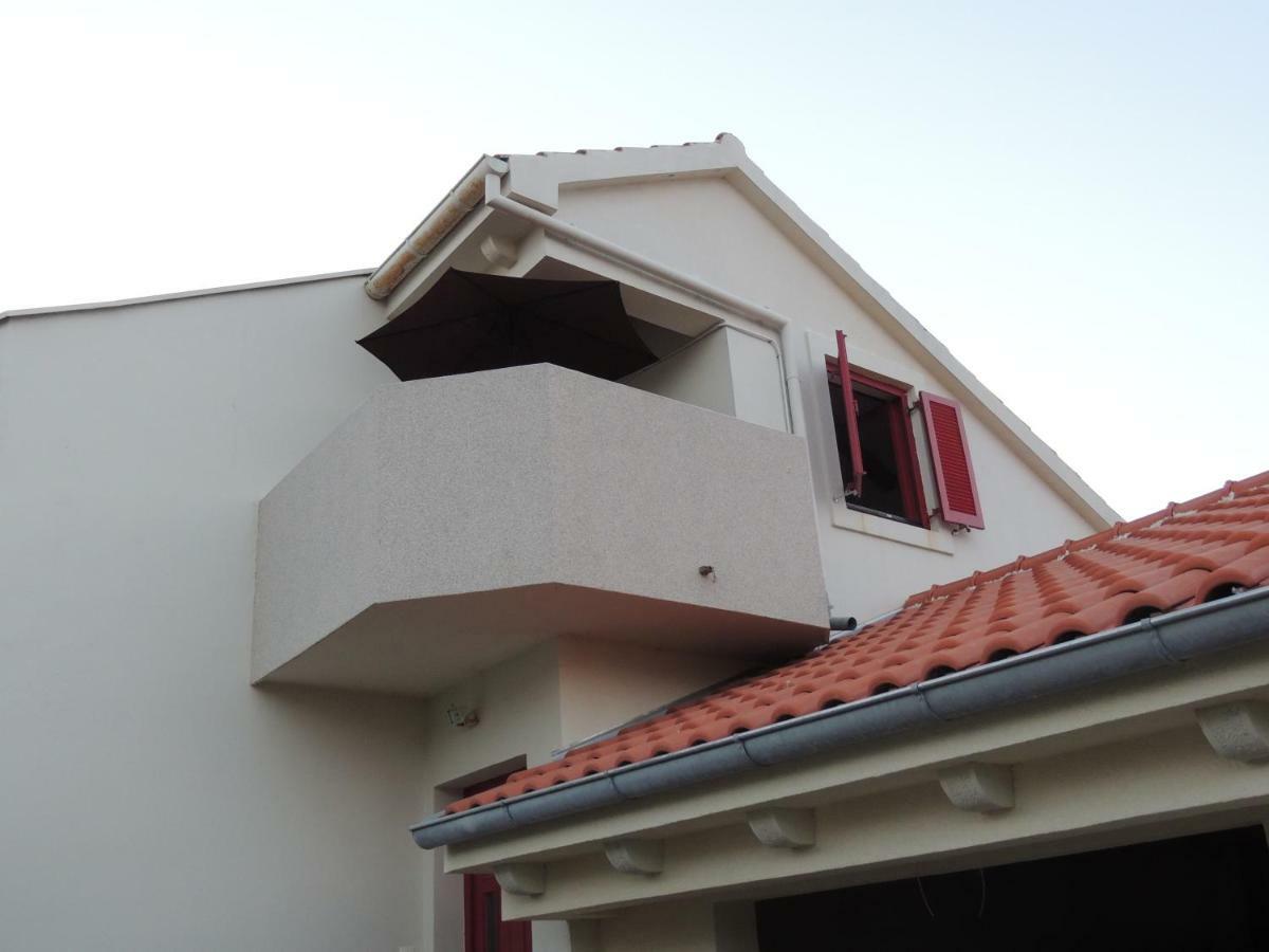 Apartments Villa Aurora Ražanac Εξωτερικό φωτογραφία