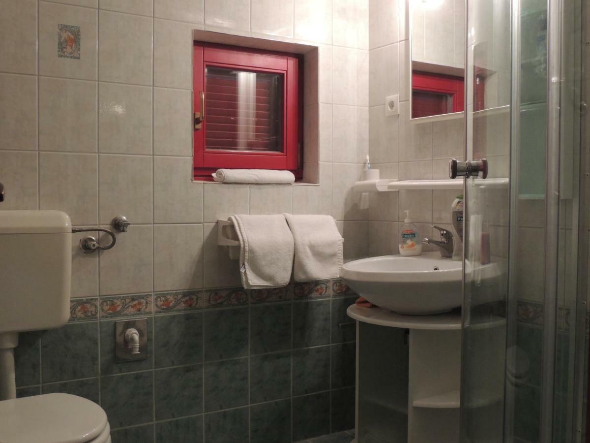 Apartments Villa Aurora Ražanac Εξωτερικό φωτογραφία